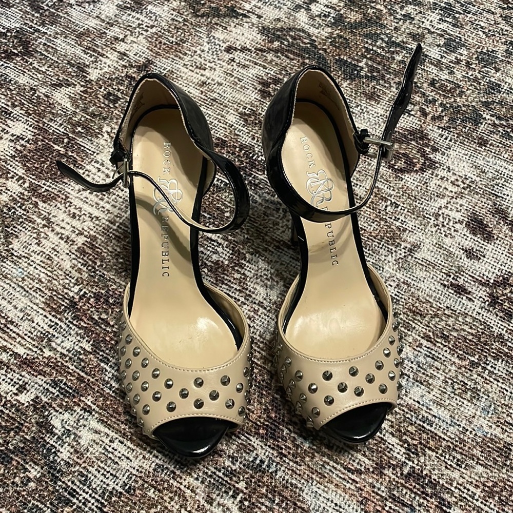 Size 6 rock republic studded heals